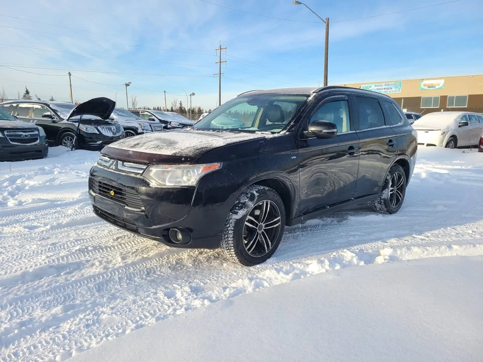 2014 Mitsubishi Outlander - Image 3 of 20