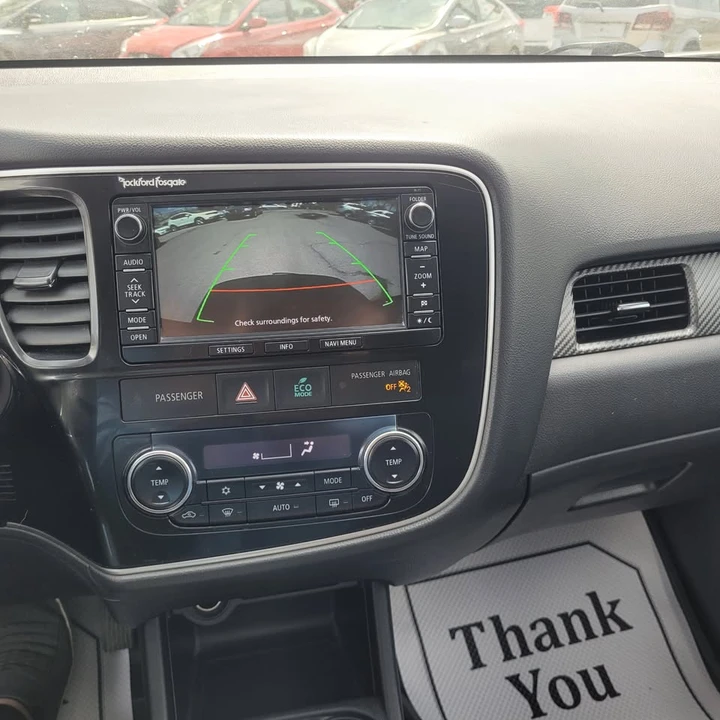 2014 Mitsubishi Outlander - Image 7 of 20