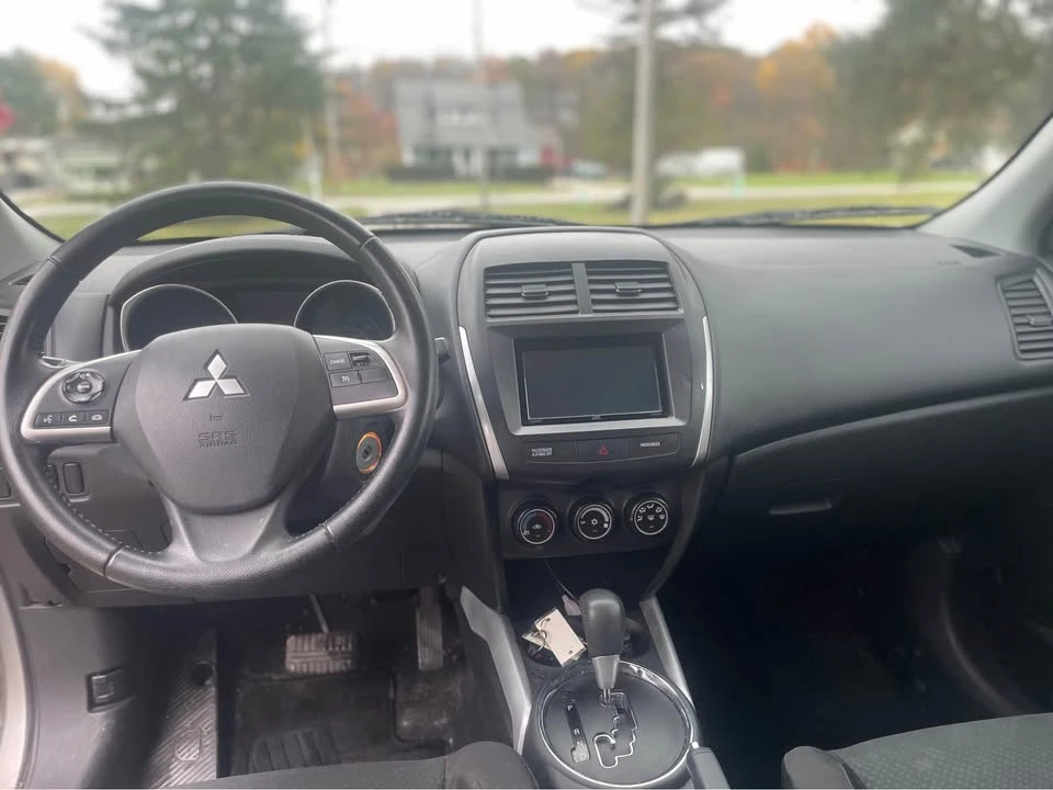 2014 Mitsubishi Outlander - Image 8 of 8
