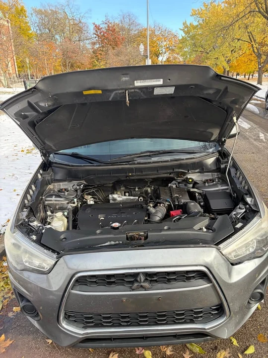 2014 Mitsubishi Outlander - Image 12 of 13