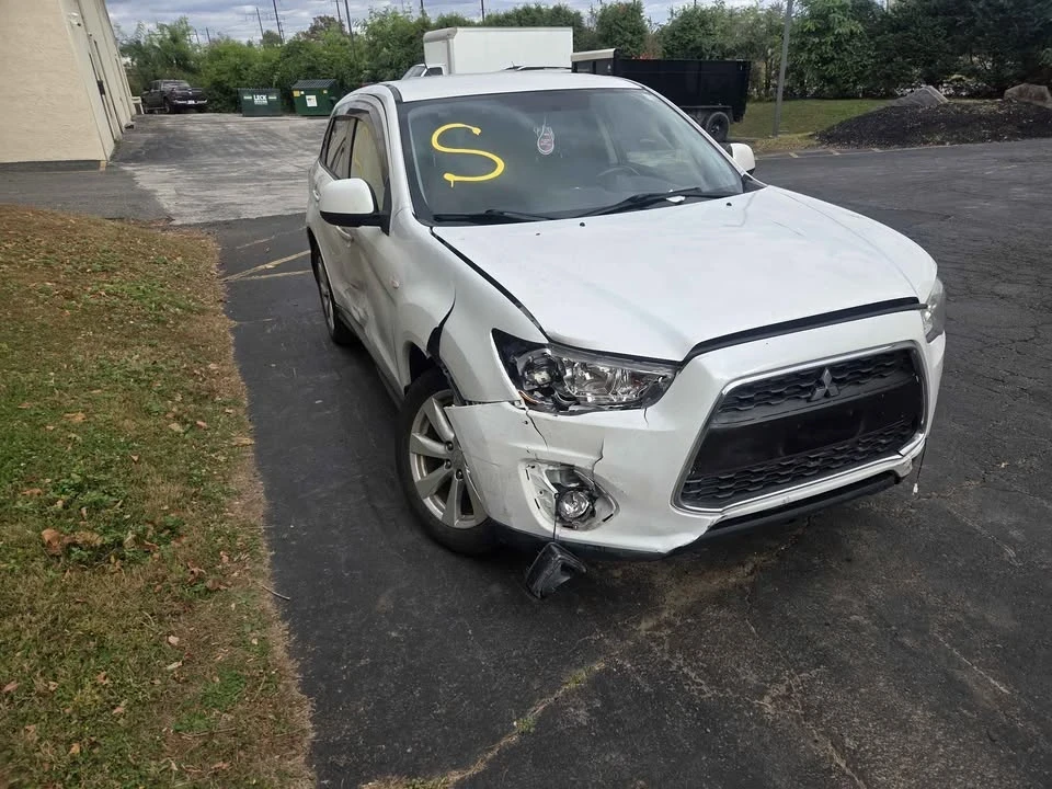 2014 Mitsubishi Outlander Sport - Image 6 of 10