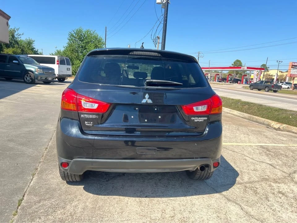 2014 Mitsubishi Outlander - Image 7 of 15