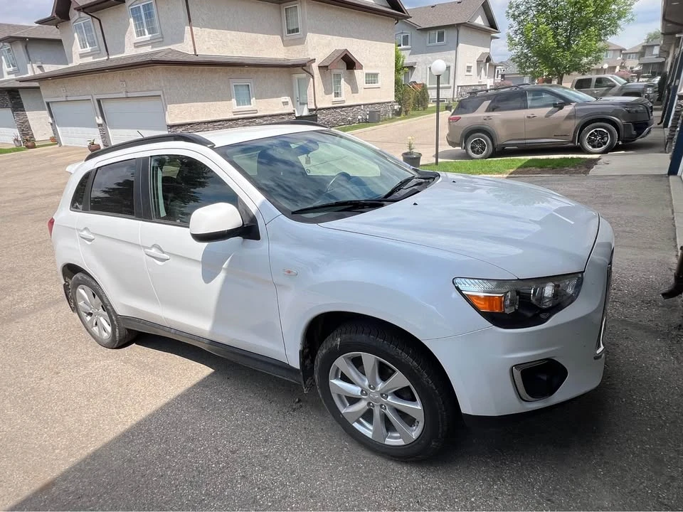 2014 Mitsubishi RVR - Image 2 of 6