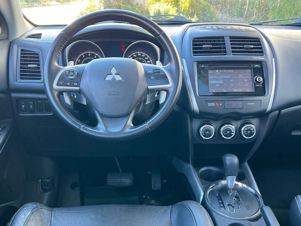 2014 Mitsubishi RVR - Image 14 of 19