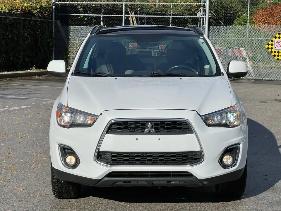 2014 Mitsubishi RVR - Image 2 of 19