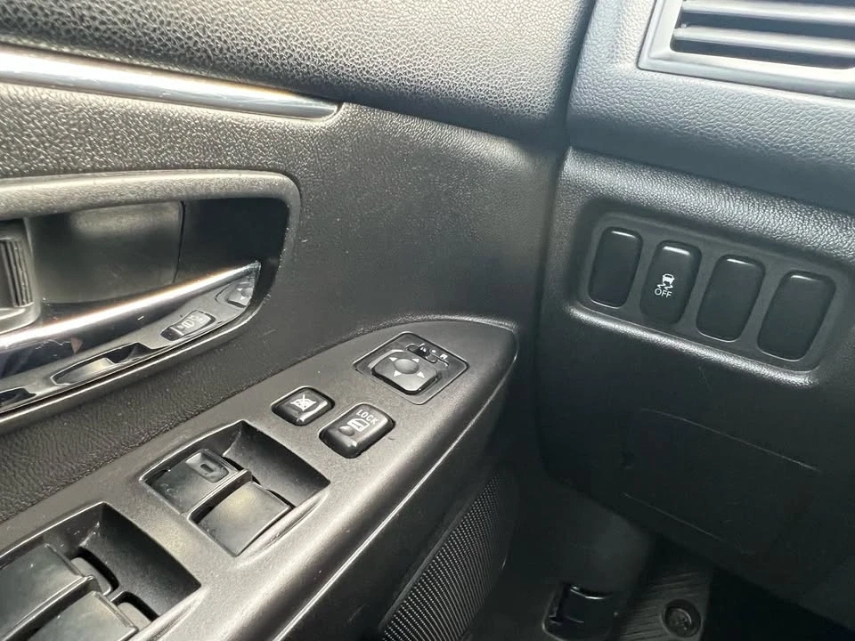 2014 Mitsubishi RVR - Image 18 of 20
