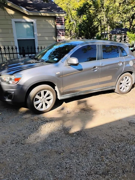 2014 Mitsubishi Outlander - Image 6 of 10