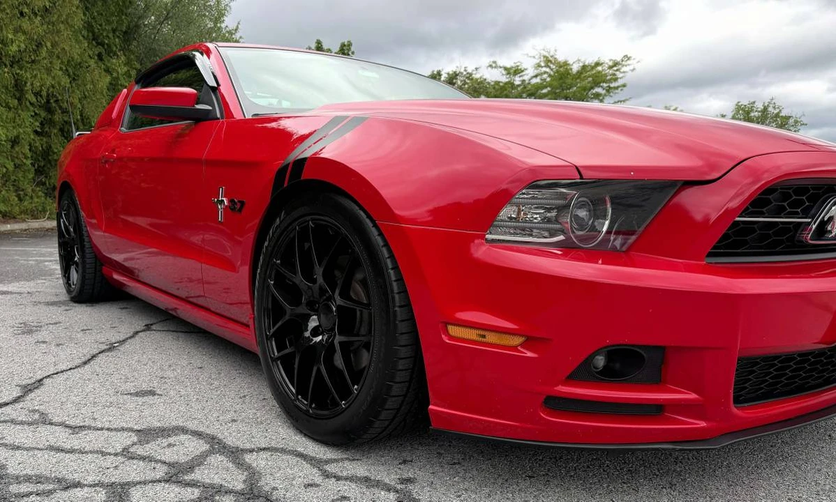 2014 Ford S197 Mustang - Image 11 of 24