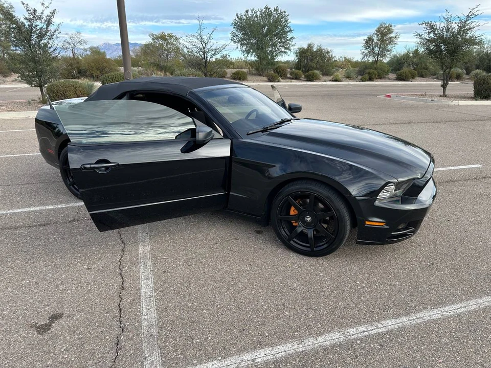 2014 Ford S197 Mustang - Image 11 of 17