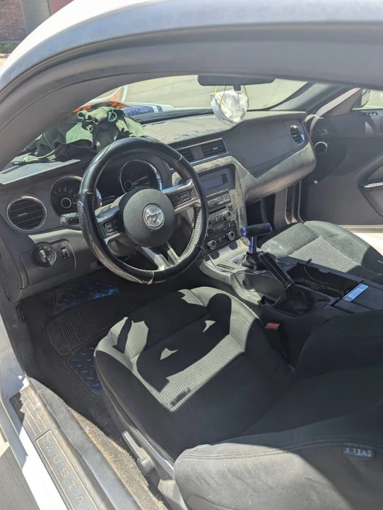 2014 Ford S197 Mustang - Image 3 of 10