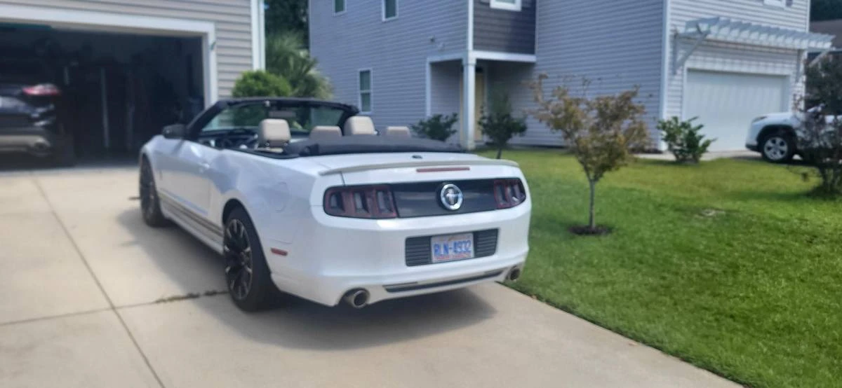 2014 Ford S197 Mustang - Image 13 of 15
