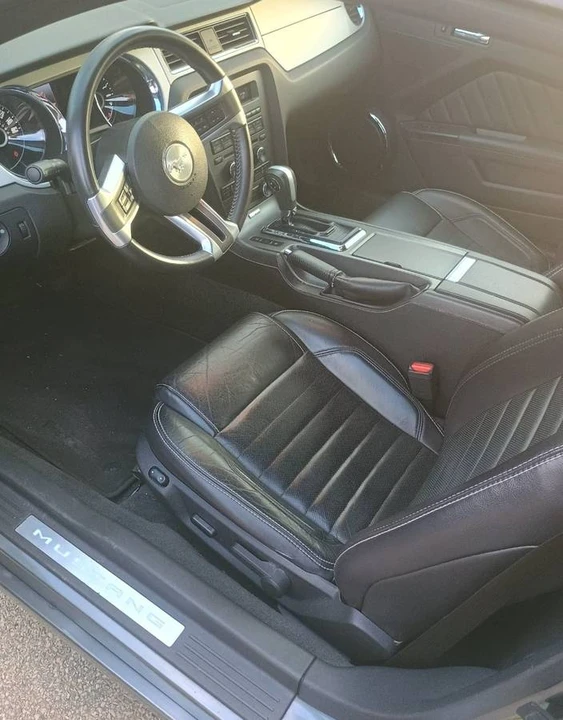 2014 Ford S197 Mustang - Image 16 of 17