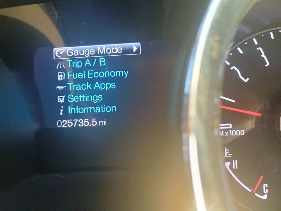 2014 Ford S197 Mustang - Image 15 of 17