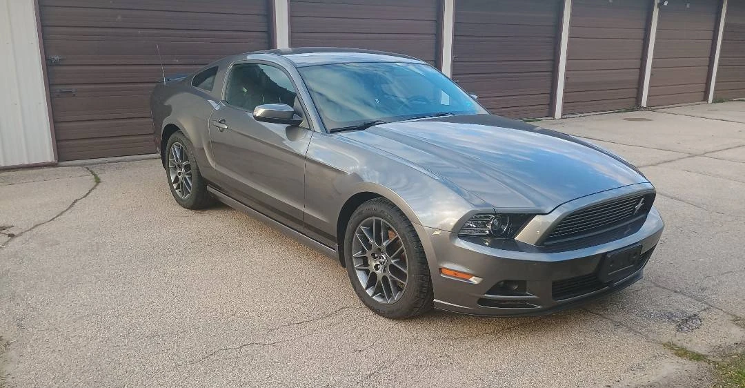 2014 Ford S197 Mustang - Image 2 of 17