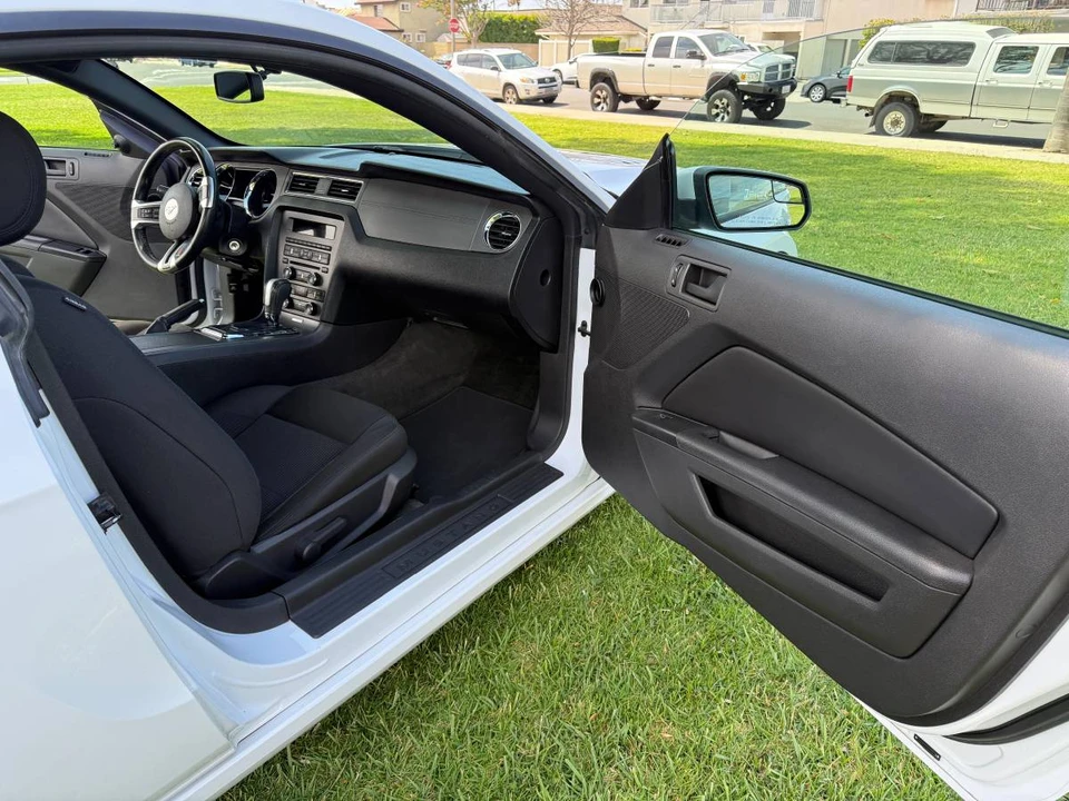 2014 Ford S197 Mustang GT - Image 15 of 22