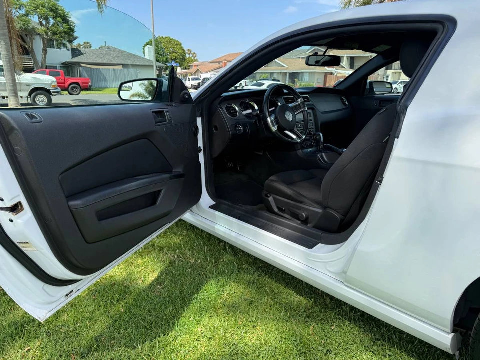 2014 Ford S197 Mustang GT - Image 10 of 22