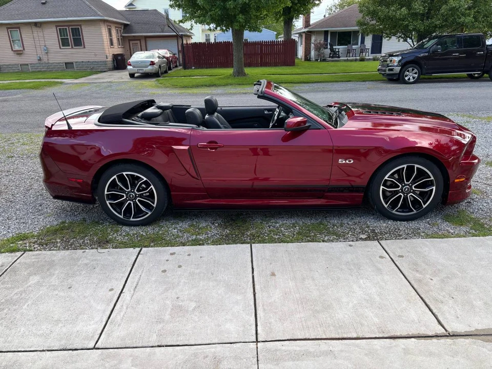 2014 Ford S197 Mustang GT - Image 2 of 11