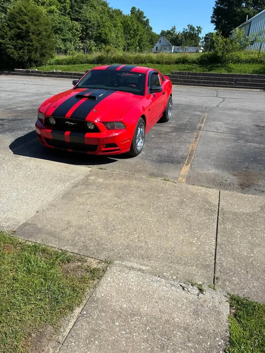 2014 Ford S197 Mustang - Image 4 of 4