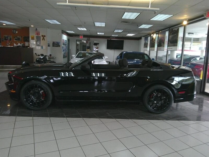 2014 Ford S197 Mustang - Image 2 of 4