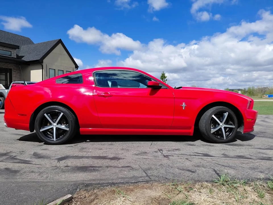 2014 Ford S197 Mustang - Image 2 of 6