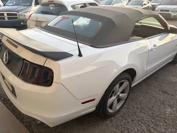 2014 Ford S197 Mustang - Image 6 of 8