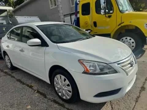 2014 Nissan Sentra 7th Gen - Image 2 of 10