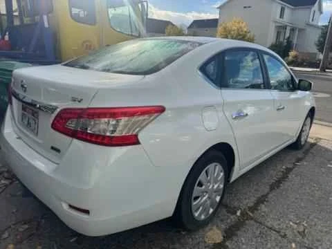 2014 Nissan Sentra 7th Gen - Image 4 of 10