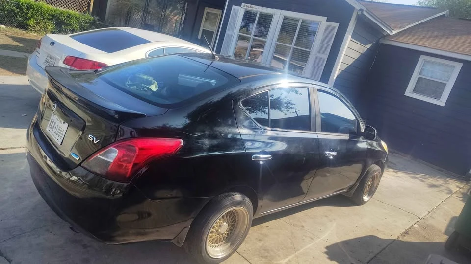 2014 Nissan Sentra 7th Gen - Image 4 of 5