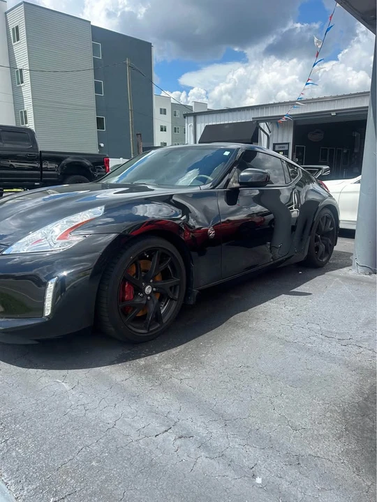 2014 Nissan Z - Image 4 of 8
