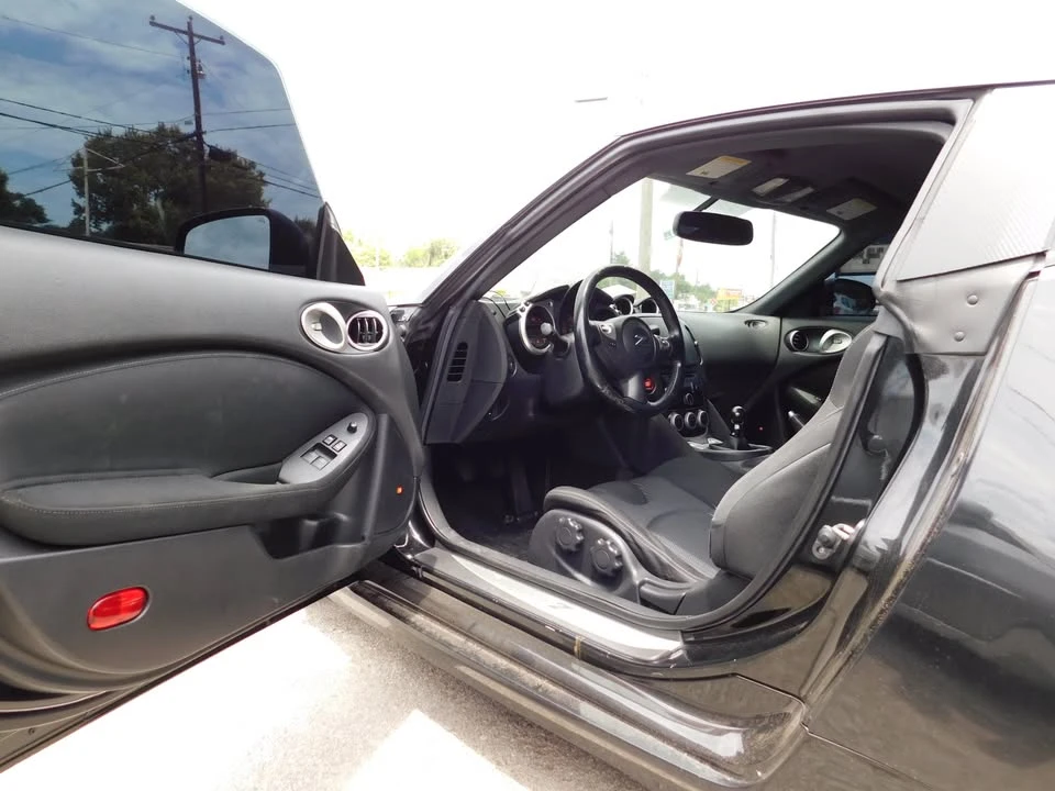 2014 Nissan 370Z 6th Gen - Image 9 of 20