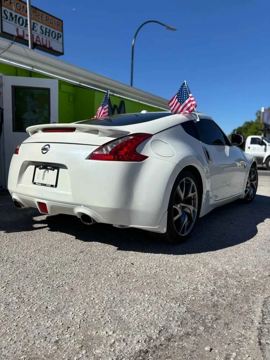 2014 Nissan 370Z 6th Gen - Image 5 of 6