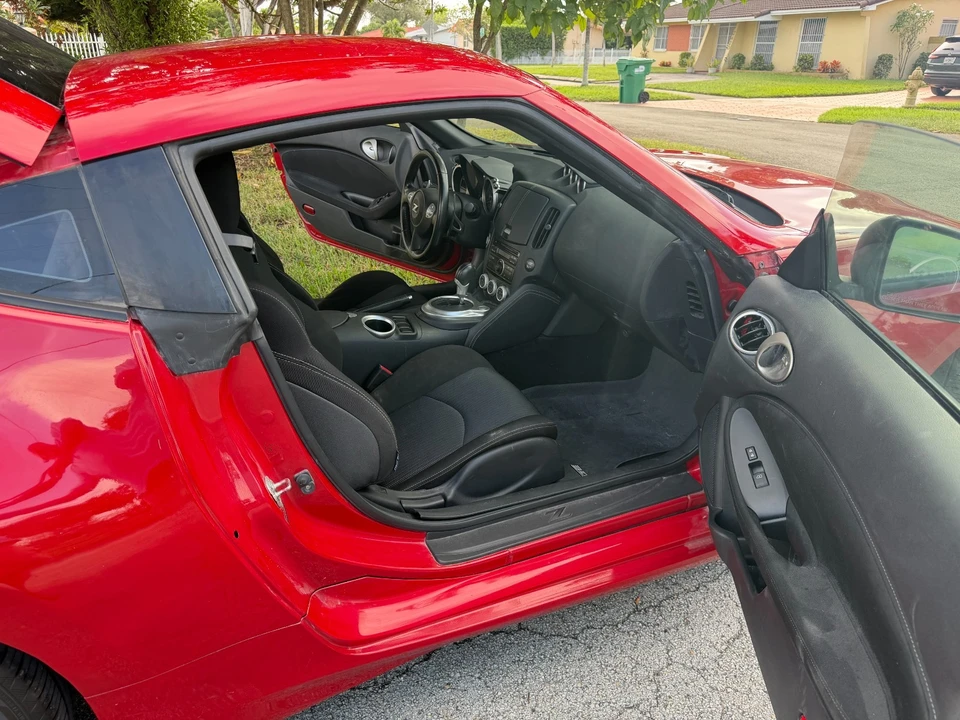 2014 Nissan 370Z 6th Gen - Image 7 of 13