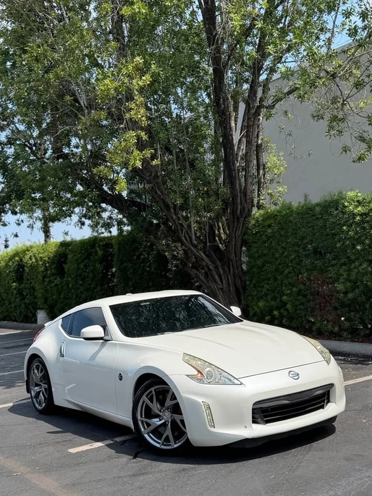 2014 Nissan 370Z 6th Gen - Image 11 of 15