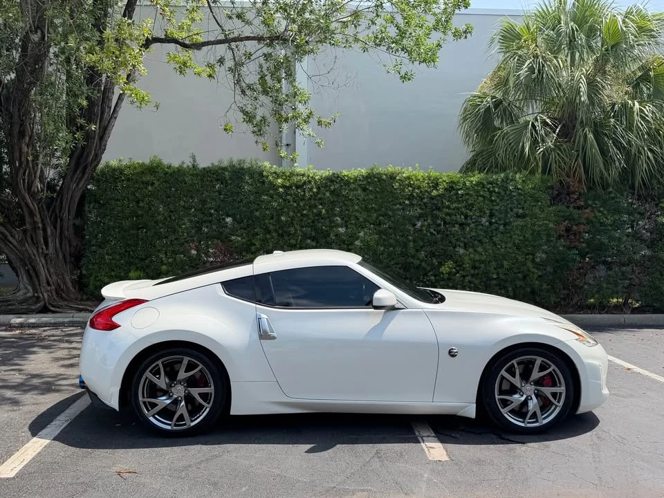 2014 Nissan 370Z 6th Gen - Image 6 of 15