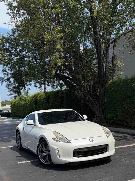 2014 Nissan 370Z 6th Gen - Image 13 of 15