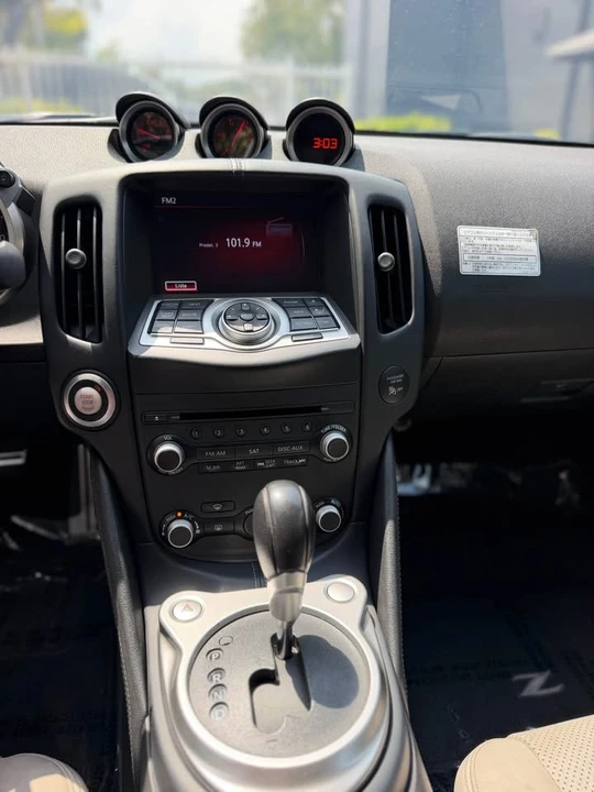 2014 Nissan 370Z 6th Gen - Image 9 of 15