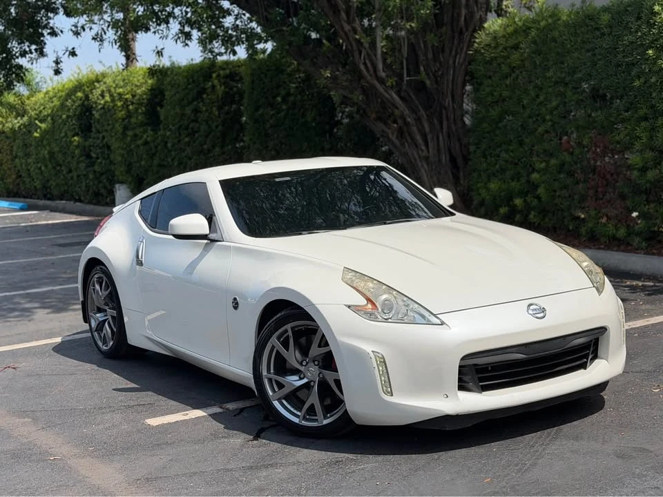 2014 Nissan 370Z 6th Gen - Image 2 of 15