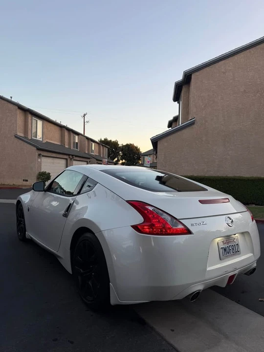 2014 Nissan 370Z 6th Gen - Image 5 of 10