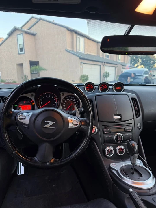2014 Nissan 370Z 6th Gen - Image 9 of 10