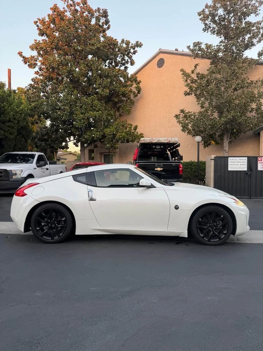 2014 Nissan 370Z 6th Gen - Image 2 of 10