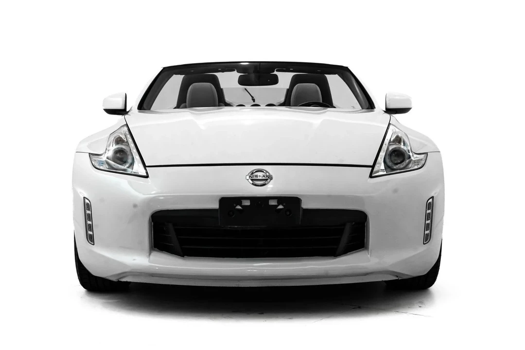 2014 Nissan 370Z 6th Gen - Image 7 of 21