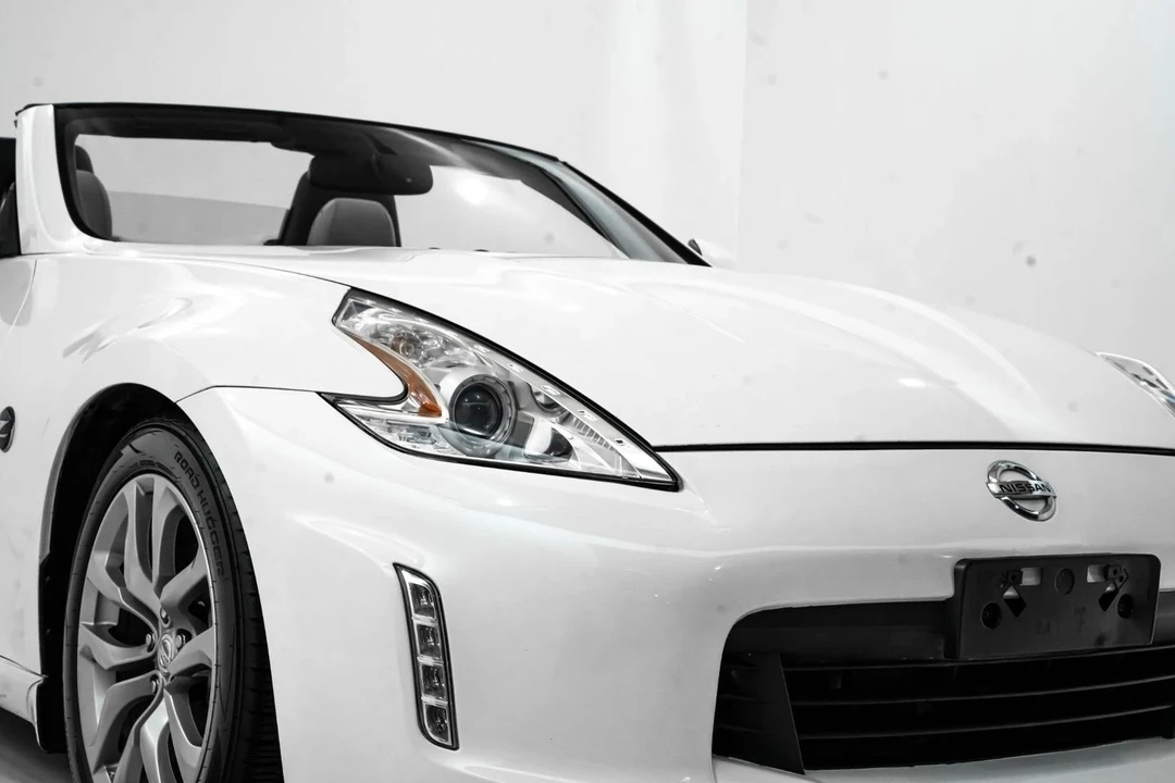 2014 Nissan 370Z 6th Gen - Image 13 of 21