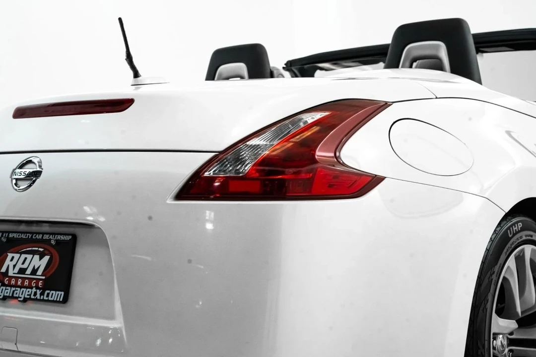 2014 Nissan 370Z 6th Gen - Image 12 of 21