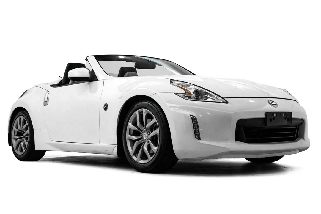 2014 Nissan 370Z 6th Gen - Image 6 of 21