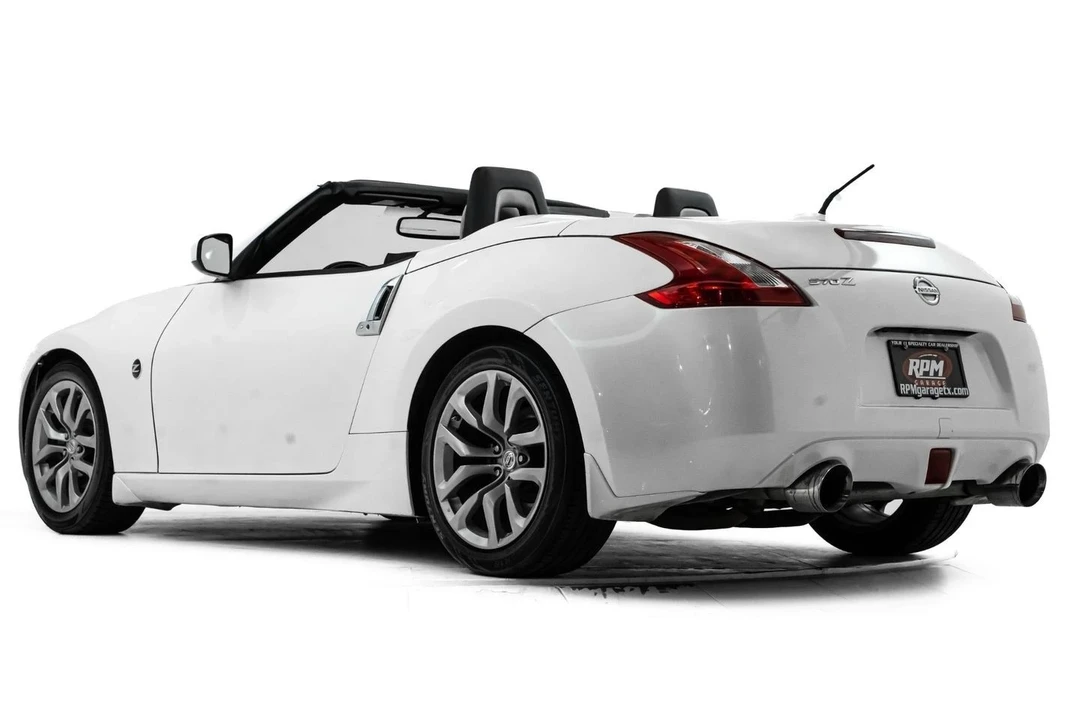 2014 Nissan 370Z 6th Gen - Image 10 of 21