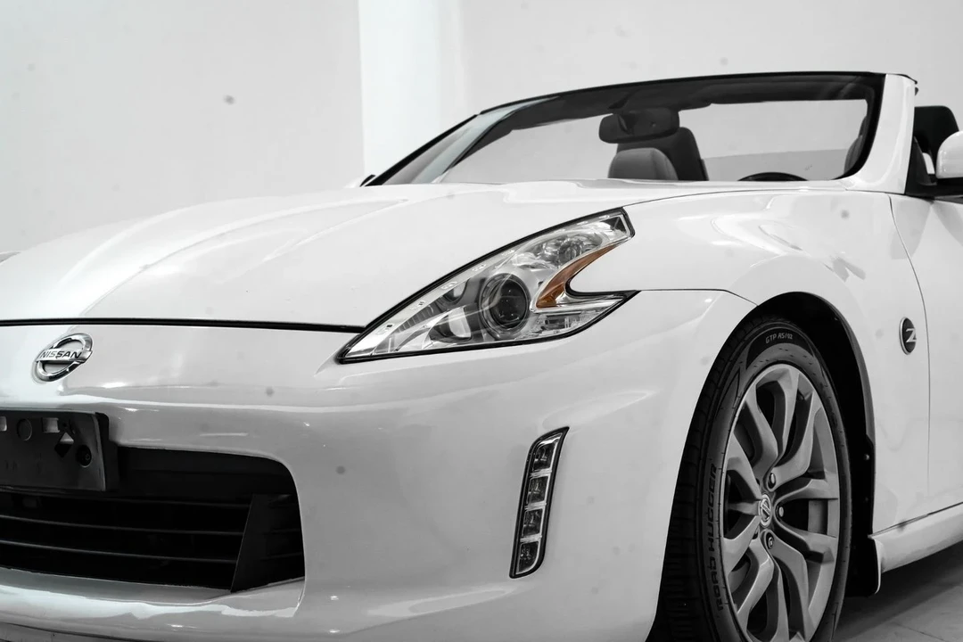 2014 Nissan 370Z 6th Gen - Image 14 of 21