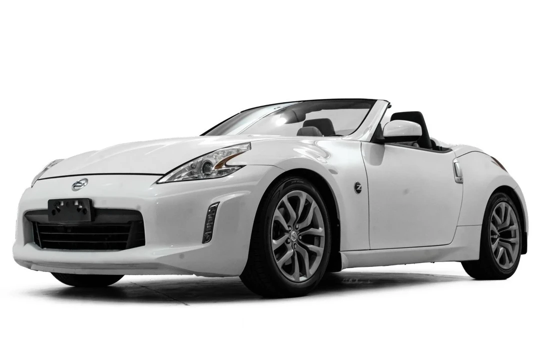 2014 Nissan 370Z 6th Gen - Image 8 of 21