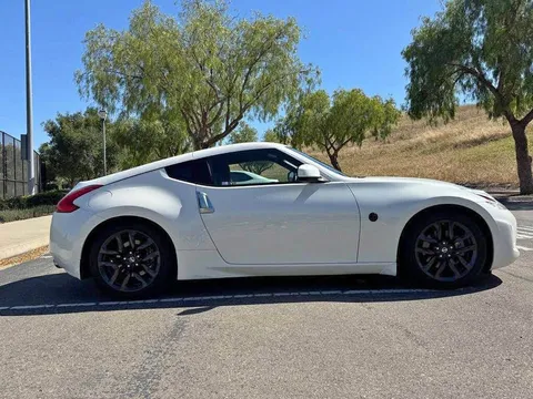2014 Nissan 370Z Sport Coupe 2D