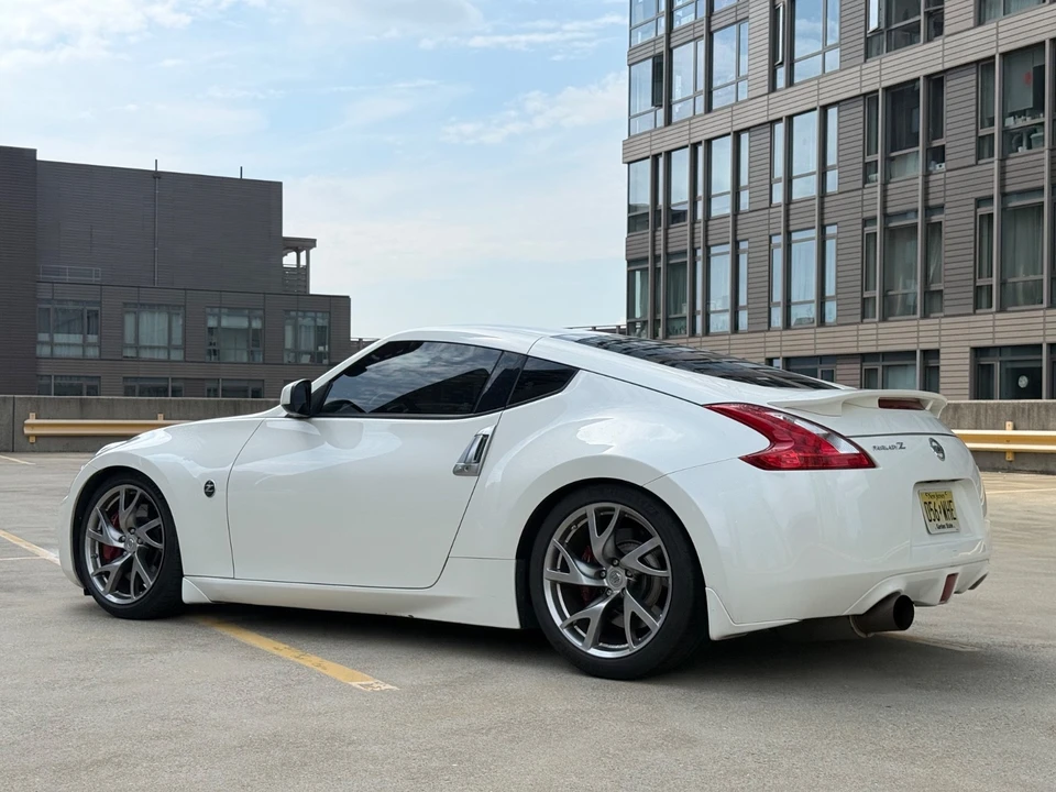 2014 Nissan 370Z 6th Gen - Image 4 of 17