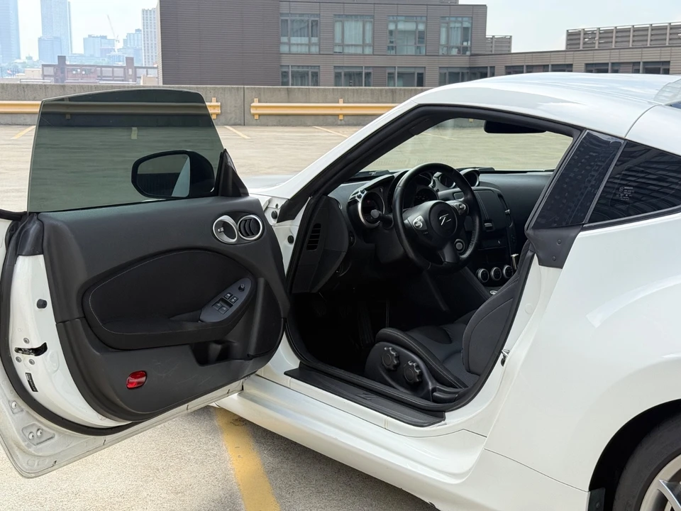2014 Nissan 370Z 6th Gen - Image 9 of 17